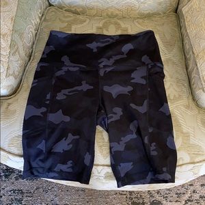 Yogalicious lux camp biker shorts